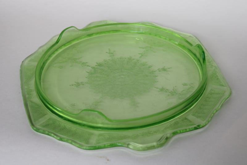 photo of vintage green depression glass plateau tray or low cake stand, Princess pattern Anchor Hocking #8