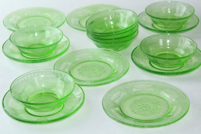 photo of vintage green depression glass plates & bowls, Federal Georgian Lovebirds pattern dishes #1