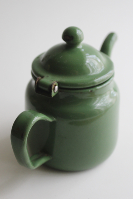 photo of vintage green enamelware cottage kitchen tea pot, tiny one cup teapot  #5