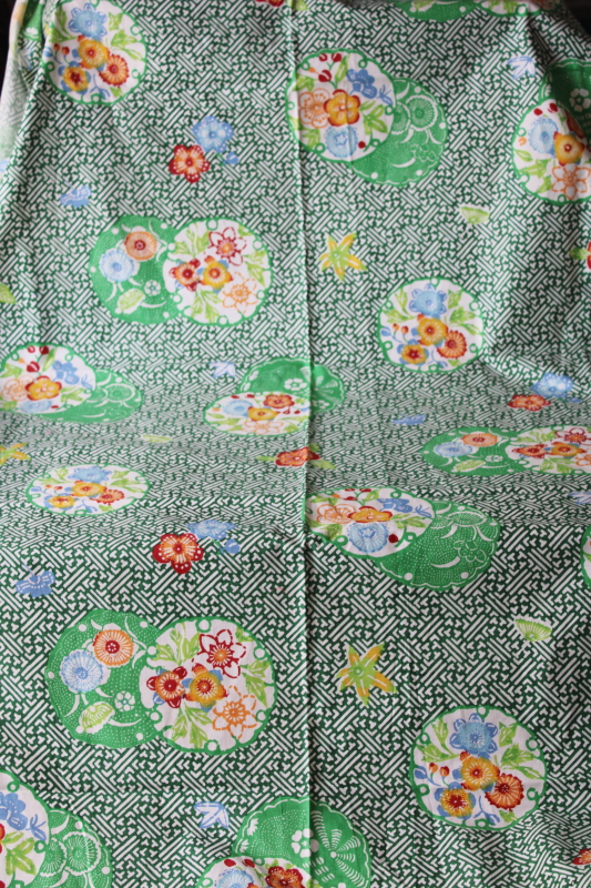 photo of vintage green floral chinoiserie print cotton fabric for upholstery, window treatments #1