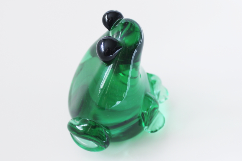 photo of vintage green glass frog figurine or paperweight, big eyed frog hand blown glass #2