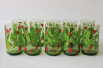 catalog photo of vintage green glass tumblers w/ Christmas holly, retro glassware for holiday table / bar