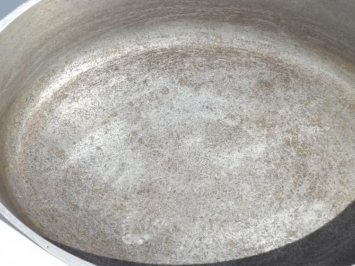 photo of vintage hammered aluminum oval dutch oven roaster, big roasting pan #7