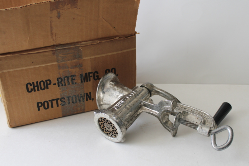 photo of vintage hand crank food chopper meat grinder Chop Rite Number 5, complete in original box #6