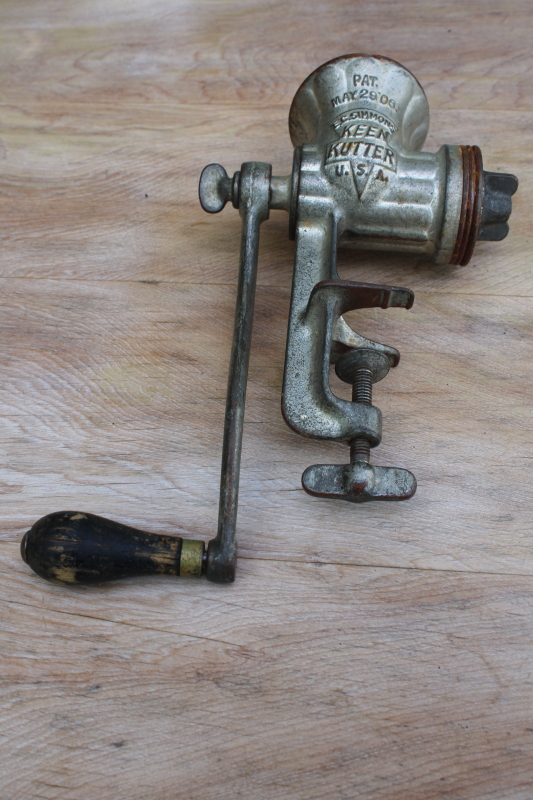 photo of vintage hand crank food chopper meat grinder for prepper or farm kitchen, old Keen Kutter tool #2