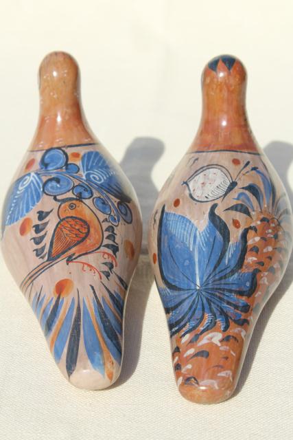 photo of vintage hand painted Mexican pottery doves, burnished clay Tonala birds #4