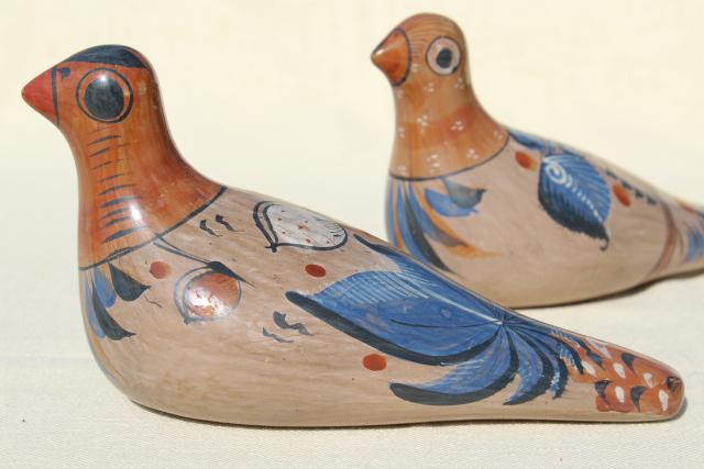 photo of vintage hand painted Mexican pottery doves, burnished clay Tonala birds #8