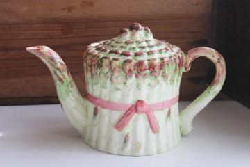 catalog photo of vintage hand painted ceramic teapot, majolica style bunch of asparagus french country kitchen decor