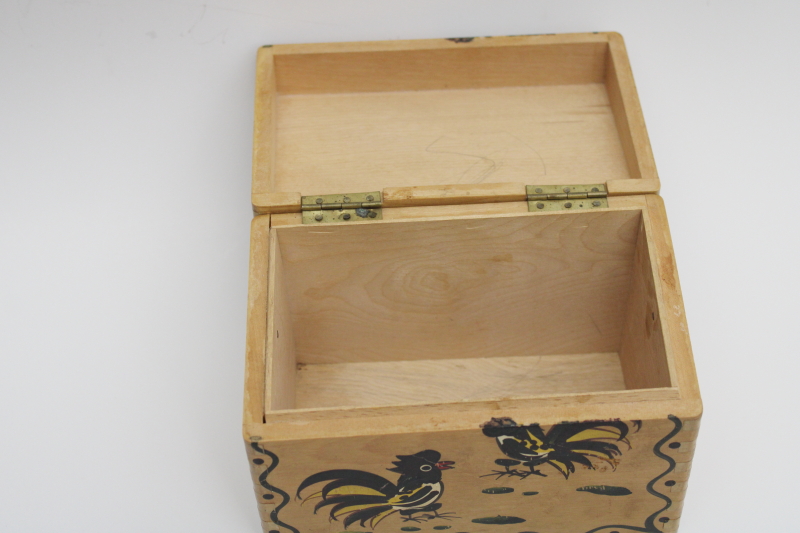 photo of vintage hand painted wood recipes box w/ roosters, Woodpecker Ware made in Japan #2