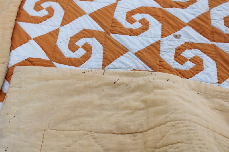 photo of vintage hand stitched quilt, snailâ€™s trail patchwork mustard gold & white #4