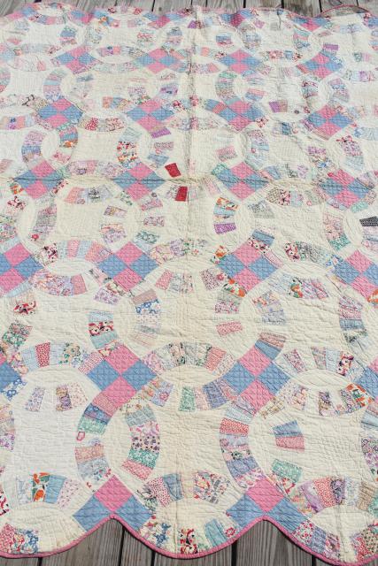 photo of vintage hand stitched wedding ring quilt, feed sack fabric w/ cotton prints #10