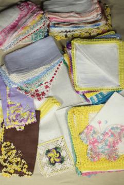 catalog photo of vintage handkerchiefs lot, lace edged hankies trimmed w/ cotton thread crochet edgings