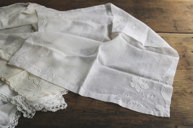 photo of vintage handkerchiefs, lot of 22 all white hankies fine cotton & linen w/ lace, embroidery  #4