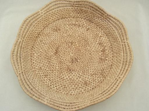 photo of vintage handmade baskets, lot of coiled basket bowls and trays #3