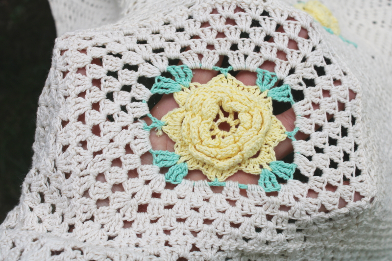 photo of vintage handmade cotton crochet lace bedspread, granny squares yellow roses on ivory white  #3