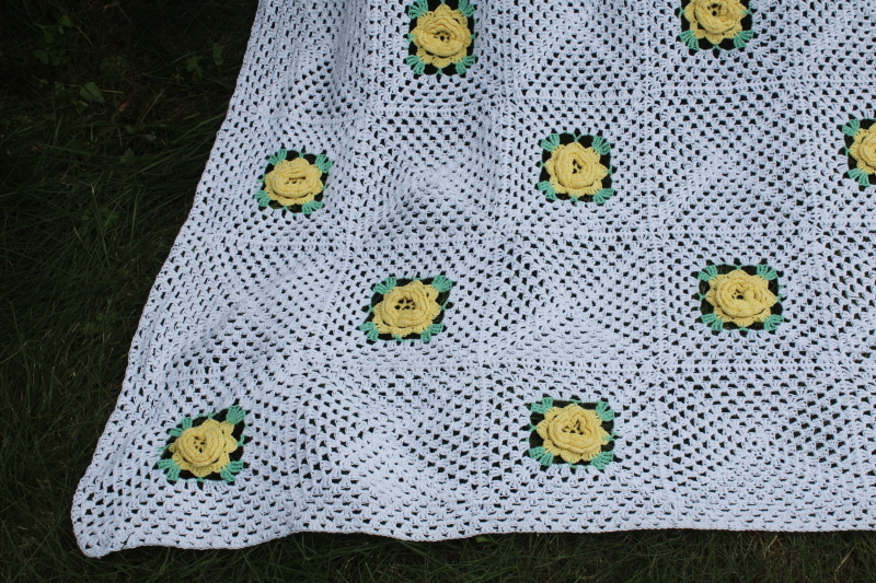 photo of vintage handmade cotton crochet lace bedspread queen size, granny squares yellow roses on white  #3