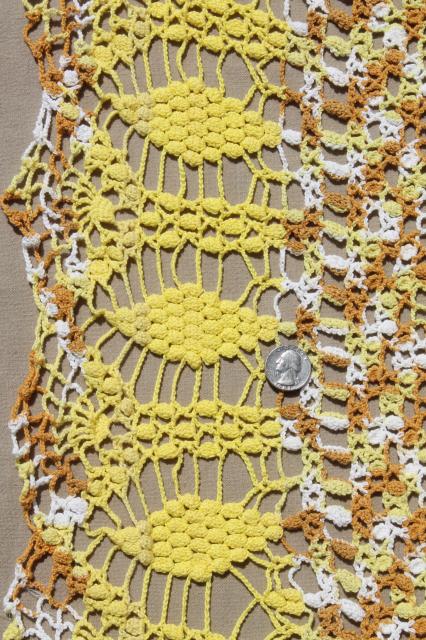 photo of vintage handmade cotton lace crochet tablecloth, golden grapes varigated yellow color #3