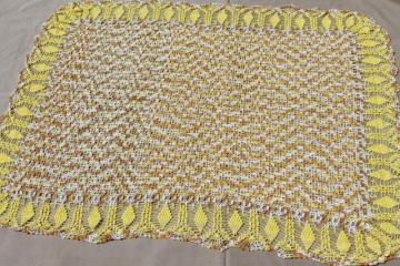 catalog photo of vintage handmade cotton lace crochet tablecloth, golden grapes varigated yellow color