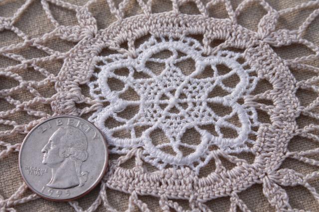 photo of vintage handmade lace table runner or dresser scarf, white crochet lace flowers on ecru #4