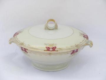 catalog photo of vintage hand-painted china soup tureen or covered serving bowl, Meito-Made in Japan