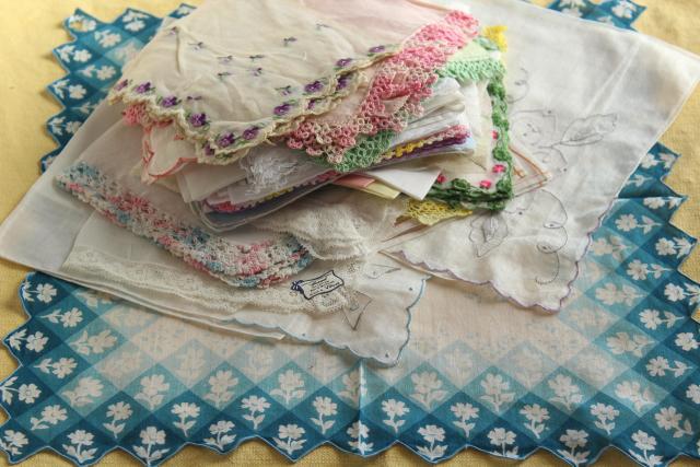 photo of vintage hankies lot, 30+ handkerchiefs w/ spring flowers, embroidery, lace edgings #1