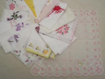 catalog photo of vintage hankies lot, fine cotton & linen handkerchiefs w/ Swiss embroidery