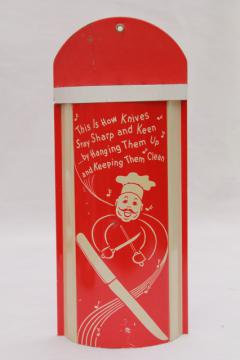 catalog photo of vintage happy chef kitchen knife holder, retro red & white wall mount rack for knives