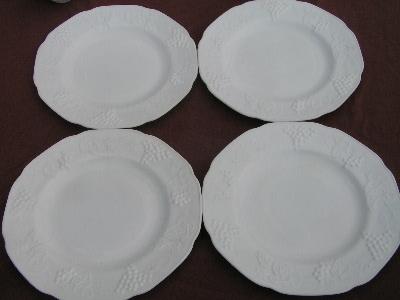 photo of vintage harvest grapes milk glass set for 4, platter #4