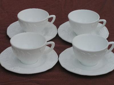 photo of vintage harvest grapes milk glass set for 4, platter #5