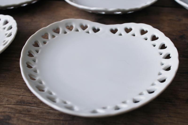 photo of vintage heart shape porcelain plates or plaques w/ reticulated lace edge #2