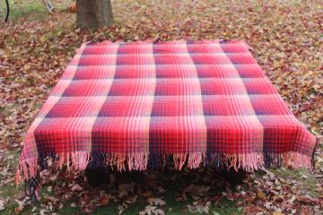 catalog photo of vintage heavy cotton camp blanket, large reversible plaid blanket w/ fringe, red blue gold pink 