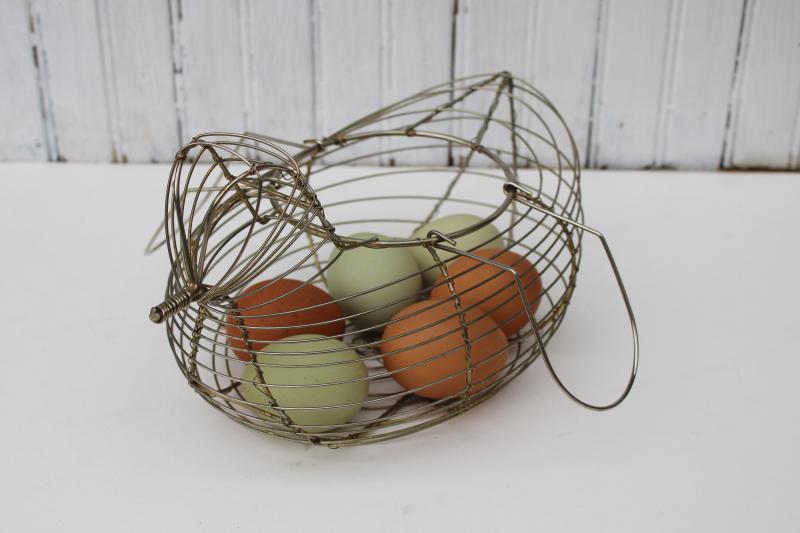 photo of vintage hen chicken shaped egg basket, farmhouse kitchen figural wire work basket #2