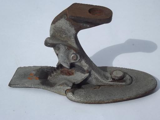 photo of vintage high heel shoe lasts, adjustable cast iron cobbler forms for heels #4