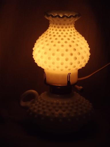 photo of vintage hobnail milk glass lamps, finger ring candlestick lamps w/ shades #8