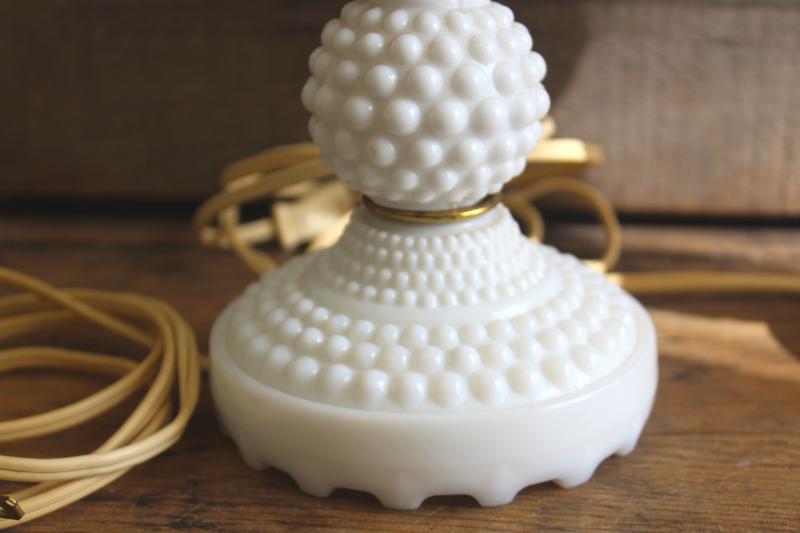 photo of vintage hobnail milk glass lamps, pair of vanity table or boudoir lamps #3