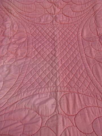 photo of vintage hollywood style rose-pink taffeta twin bed / daybed wool comforter #4