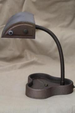 catalog photo of vintage industrial metal lamp, cloverleaf desk tray gooseneck light w/ metal shade
