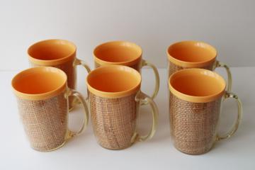 catalog photo of vintage insulated plastic mugs, melon orange w/ burlap mid-century mod raffiaware