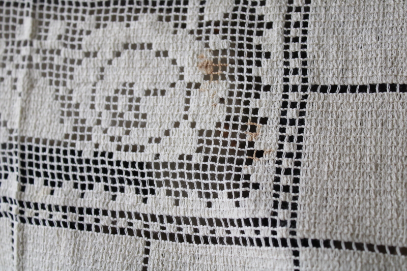 photo of vintage ivory cotton lace tablecloth net w/ roses border, shabby chic upcycle fabric #3
