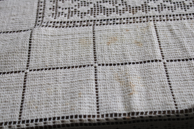 photo of vintage ivory cotton lace tablecloth net w/ roses border, shabby chic upcycle fabric #5