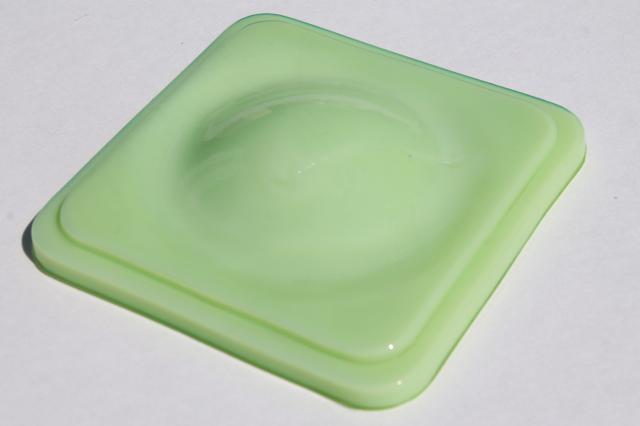 photo of vintage jadeite green McKee or Jeannette jadite glass refrigerator fridge box cover lid #3