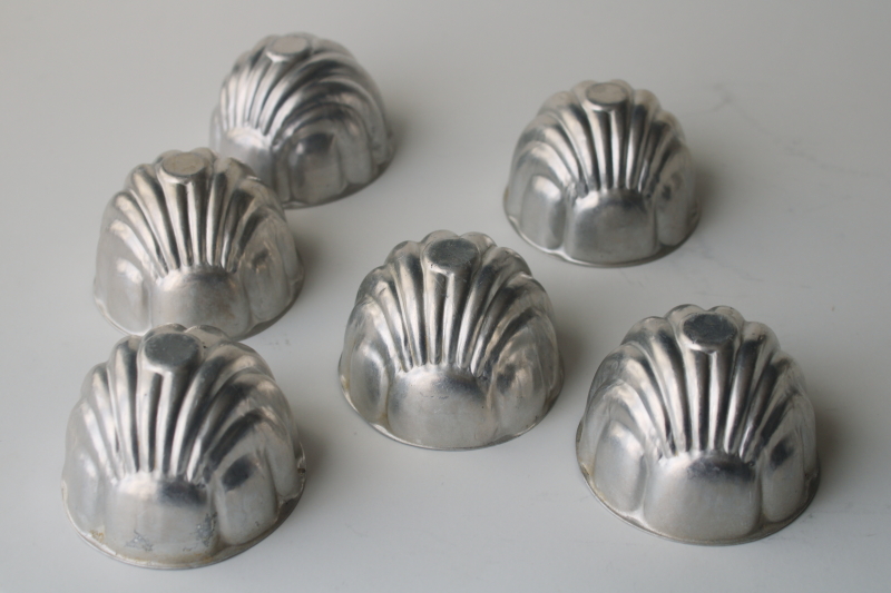 photo of vintage jello or aspic molds, set of 6 seashell scallop shells molds individual servings  #1