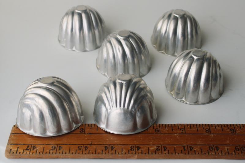 photo of vintage jello or aspic molds, set of 6 seashell scallop shells molds individual servings  #4