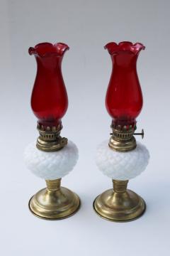 catalog photo of vintage kerosene oil lamps, mini lamp pair milk glass w/ ruby stain chimney shades