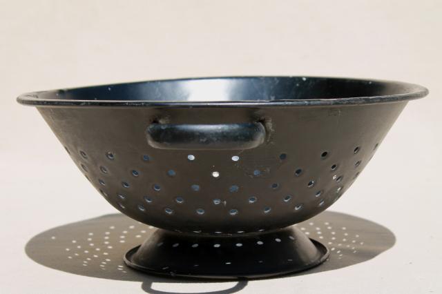 photo of vintage kitchen colander bowl strainer basket w/ primitive old black enamel #5