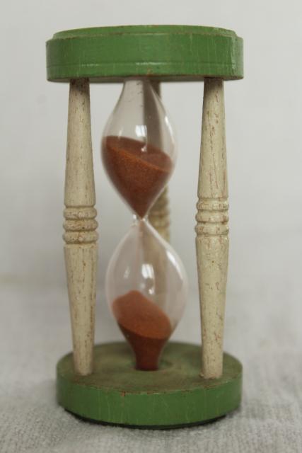 photo of vintage kitchen egg timer, 1920s or 1930s wood hourglass w/ jadite green & cream paint #2