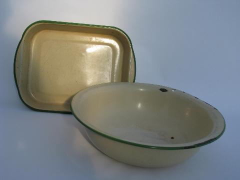 photo of vintage kitchen enamelware, tan / jadite green band baking pan, bowl #1