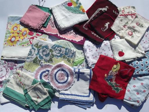 photo of vintage kitchen linens lot, 30+ pcs print tablecloths, towels, potholders #1