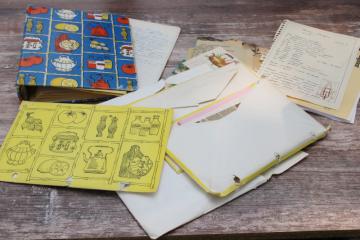 catalog photo of vintage kitchen scrapbook cookbook, lot of hand written recipes, recipe cards, clippings 