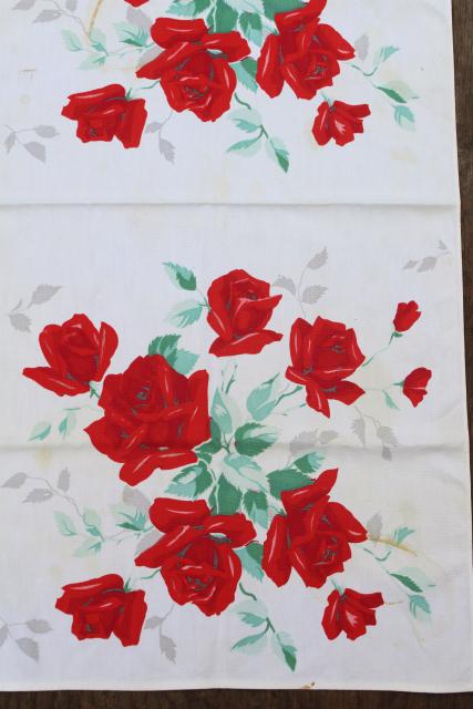 photo of vintage kitchen tablecloth & dish towels, red & yellow rose print cotton fabric #3